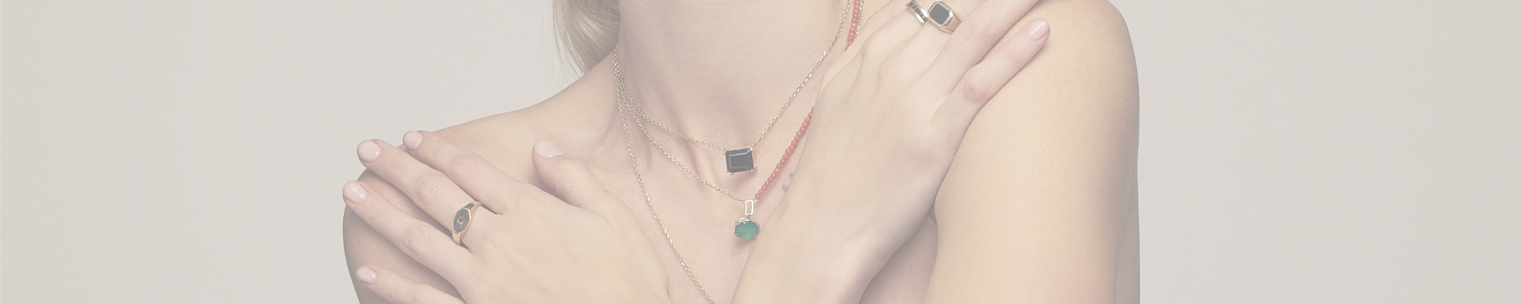 שרשראות אבני חן צבעוניות