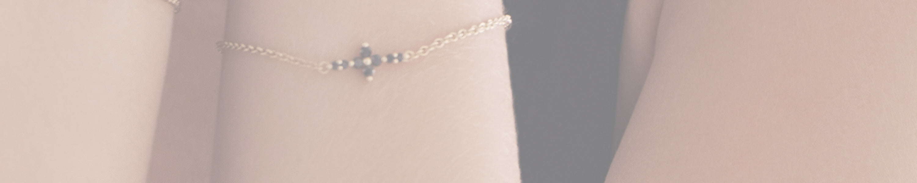 צמידים במבצע