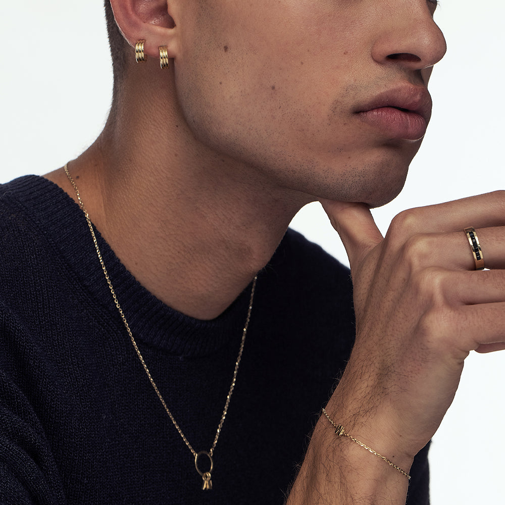 צמיד אות מזהב