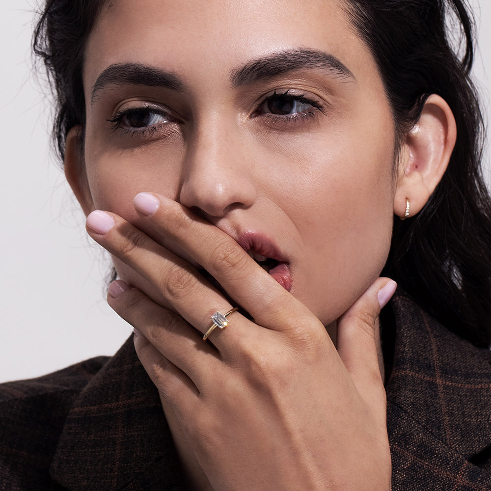 טבעת יהלום מעבדה אמרלד קאט במשקל 1 קראט