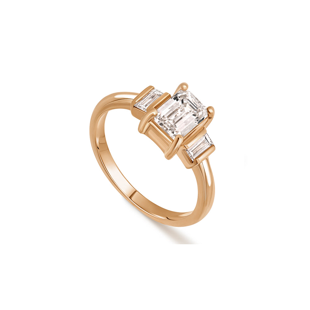 טבעת אירוסין מודרנית מזהב משובצת יהלומי מעבדה