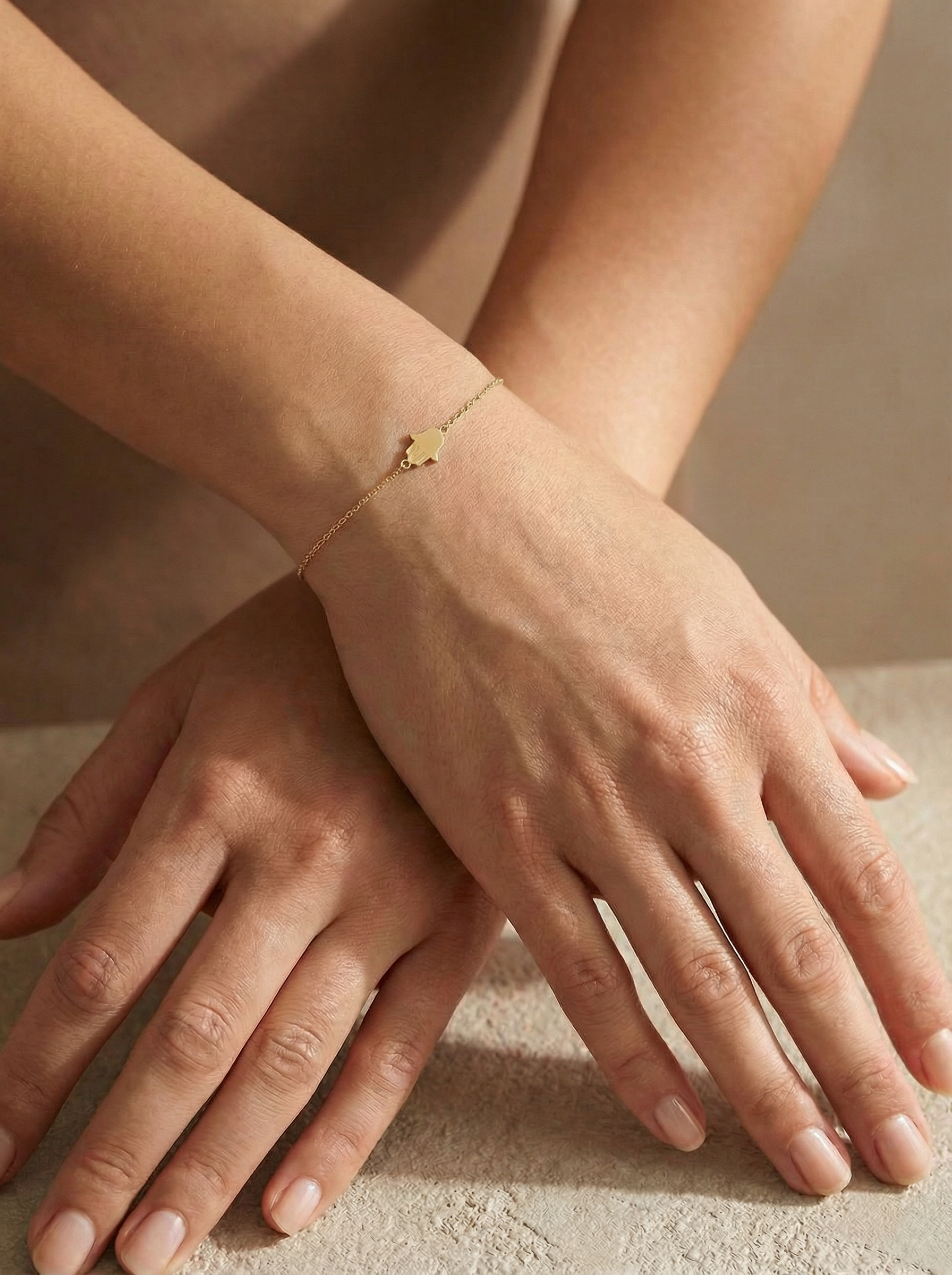 צמיד זהב , חמסה עדין